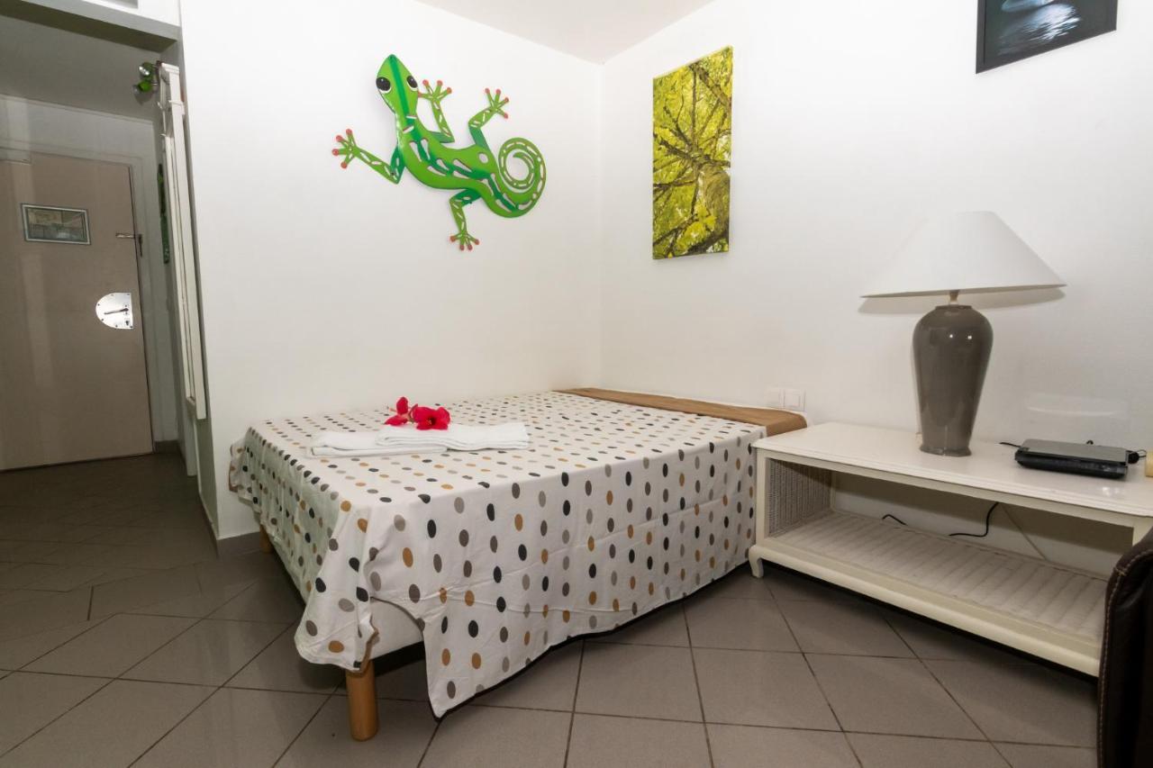 Studio En Duplex , Face A La Mer Ле Госие Екстериор снимка